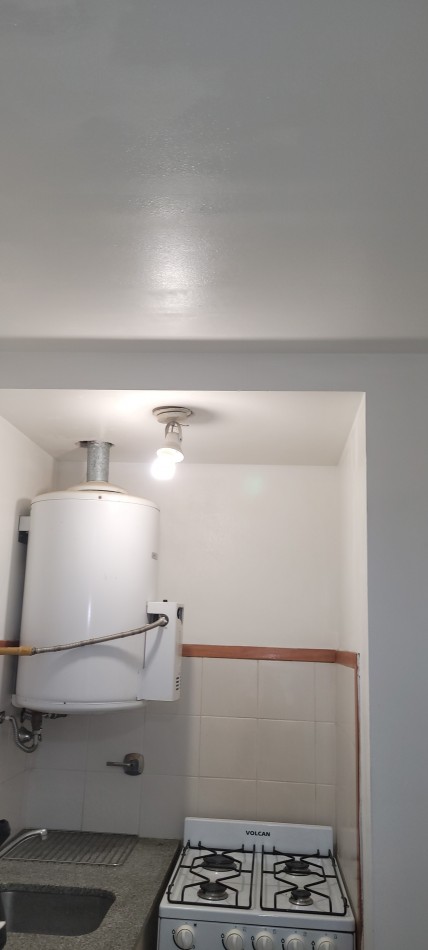 Oportunidad Venta - Monoambiente Dividido En 1 Dormitorio Pichincha - U$d 28.200 - Riccheri 1000 -P. Baja  - Apto Credito  Hipotecario-