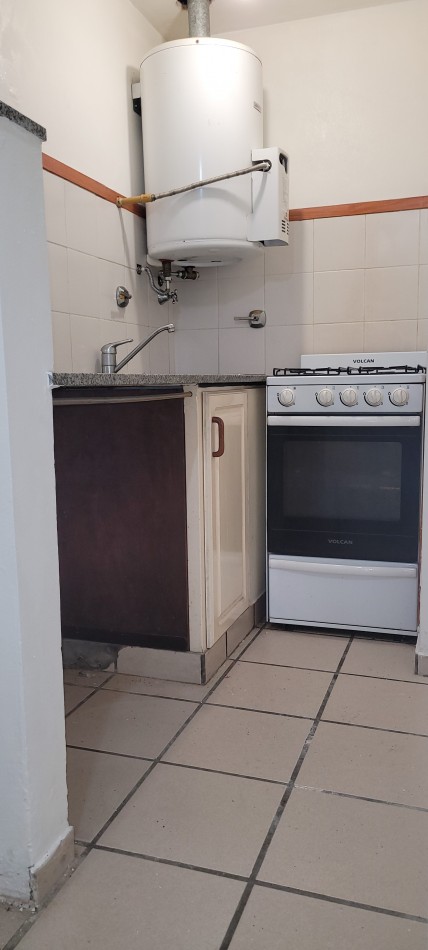 Oportunidad Venta - Monoambiente Dividido En 1 Dormitorio Pichincha - U$d 28.200 - Riccheri 1000 -P. Baja  - Apto Credito  Hipotecario-