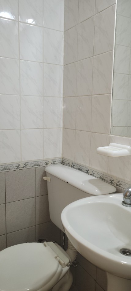 Oportunidad Venta - Monoambiente Dividido En 1 Dormitorio Pichincha - U$d 28.200 - Riccheri 1000 -P. Baja  - Apto Credito  Hipotecario-
