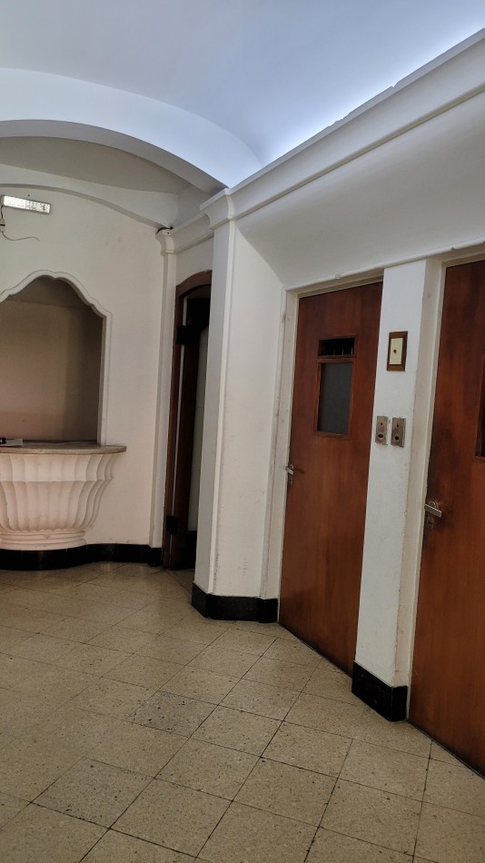 Departamento en Venta 2 Dormitorios -  2 Baños  Al Frente 5° Piso -centro Rosario Apto Credito Hipotecario