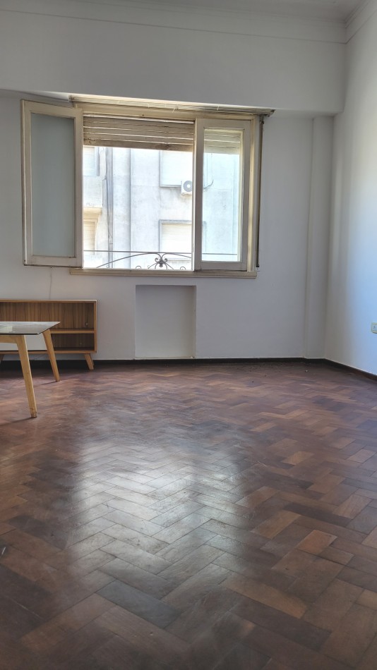 Departamento en Venta 2 Dormitorios -  2 Baños  Al Frente 5° Piso -centro Rosario Apto Credito Hipotecario