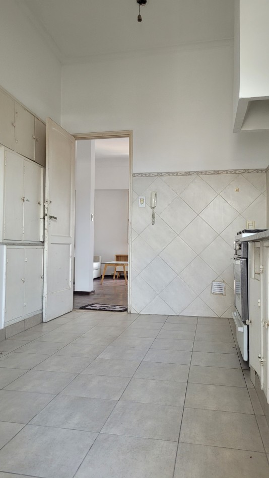 Departamento en Venta 2 Dormitorios -  2 Baños  Al Frente 5° Piso -centro Rosario Apto Credito Hipotecario