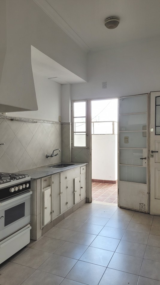Departamento en Venta 2 Dormitorios -  2 Baños  Al Frente 5° Piso -centro Rosario Apto Credito Hipotecario
