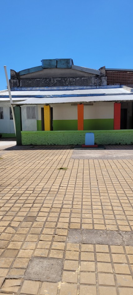 Terreno en Venta  - Larrea 1200 Oportunidad - A Metros De Mendoza 18,00 metros de frente -  Apto Para Construir  Pb +2 Pisos 