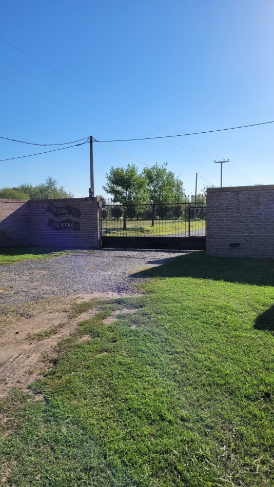 Terreno con gran superficie  en barrio cerrado de 1.215 M2  en  Venta Roldan -  Barrio Cerrado - Pucara Los Buhos  