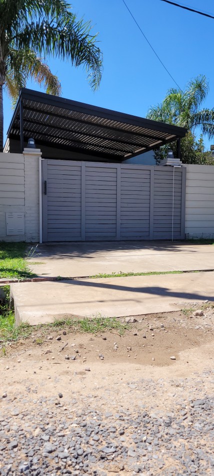 Casa 2 Dormitorios A Estrenar con  Piscina -  Tierra De Sueños 2 - Roldan Apta Credito  360 m2 terreno -  Luminosa 