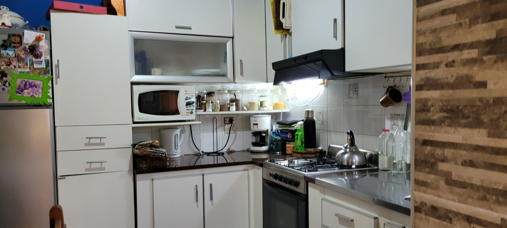 Casa de 2 plantas en esquina - 3 Dormitorio en Venta Barrio Belgrano - 2 Baños - Balcon Terraza - Patio - Doble cochera. 