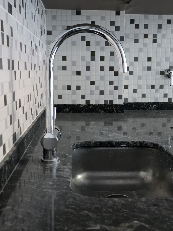 VENTA DEPARTAMENTO   2 DORMITORIO - ZONA  ALBERDI  J. B. JUSTO 1700  - A ESTRENAR  LUMINOSO - PATIO y PARRILLERO 