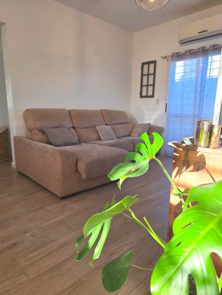 CASA EN VENTA  4 DORMITORIOS - PISCINA - TIERRA DE SUEÑOS 2 - EXCELENTE 