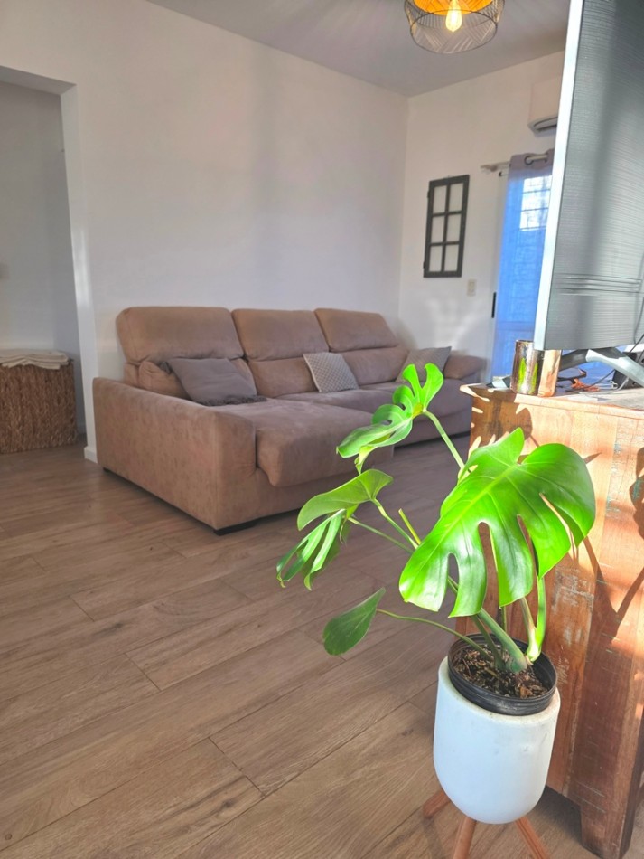 CASA EN VENTA  4 DORMITORIOS - PISCINA - TIERRA DE SUEÑOS 2 - EXCELENTE 