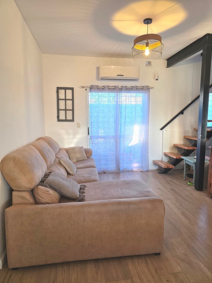 CASA EN VENTA  4 DORMITORIOS - PISCINA - TIERRA DE SUEÑOS 2 - EXCELENTE 