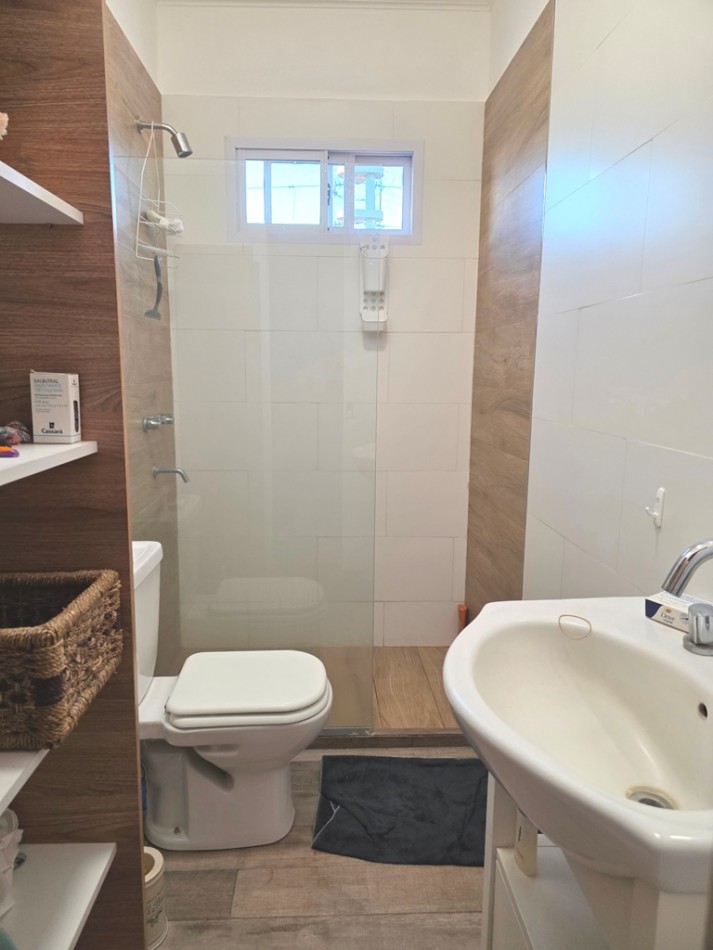 CASA EN VENTA  4 DORMITORIOS - PISCINA - TIERRA DE SUEÑOS 2 - EXCELENTE 