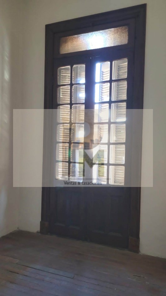Importante  casa con local ideal institucion o constructoras en Venta  Centro  De  Rosario - Sarmiento  1000 - Excelente - Apto Para Pb + 8 Pisos