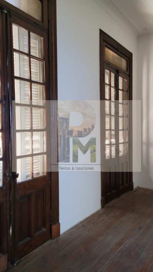 Importante  casa con local ideal institucion o constructoras en Venta  Centro  De  Rosario - Sarmiento  1000 - Excelente - Apto Para Pb + 8 Pisos